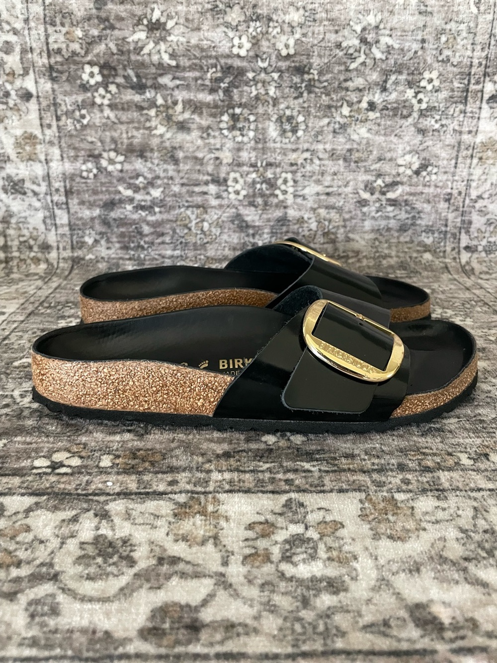Birkenstock Madrid Big Buckle Sandal High Shine Black Leather Size 40 Gold - Picture 6 of 9